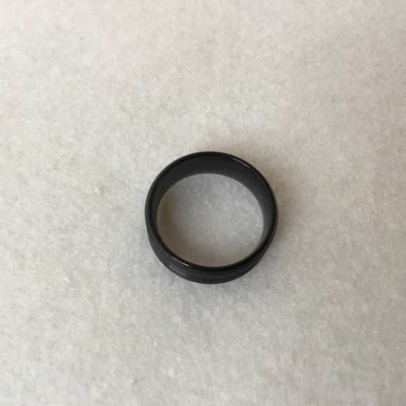 Men’s Size 9 Matte Titanium Steel Black Ring - Picture 4 of 6